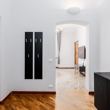 Esclusivo 130 Mq + Terrazzo Via San Vincenzo Apartment Генуа Екстериор снимка