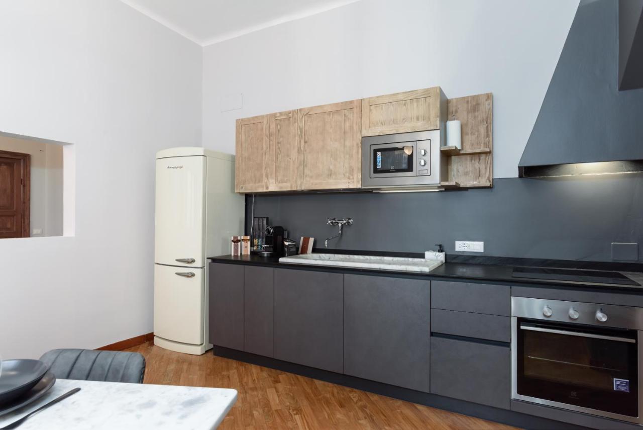 Esclusivo 130 Mq + Terrazzo Via San Vincenzo Apartment Генуа Екстериор снимка